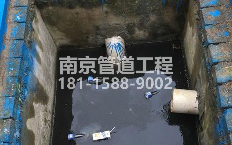 238月牙湖抽污水