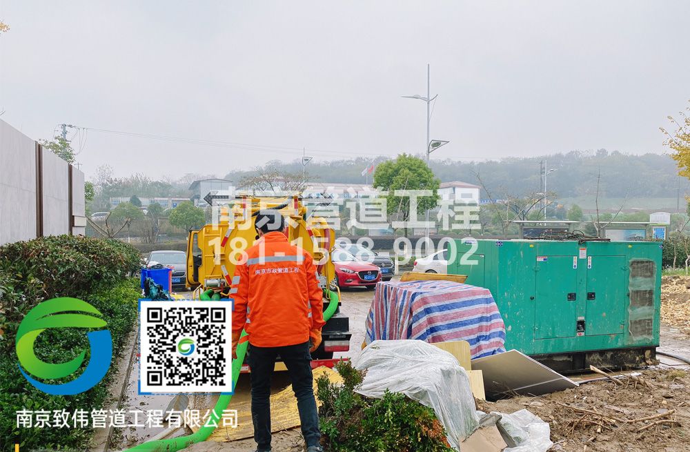 303月牙湖售楼部抽粪